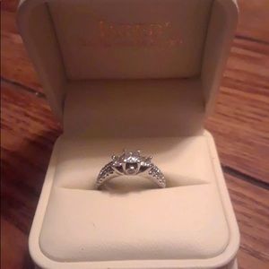 Jared 14k white Gold 1ct Diamond Three stone